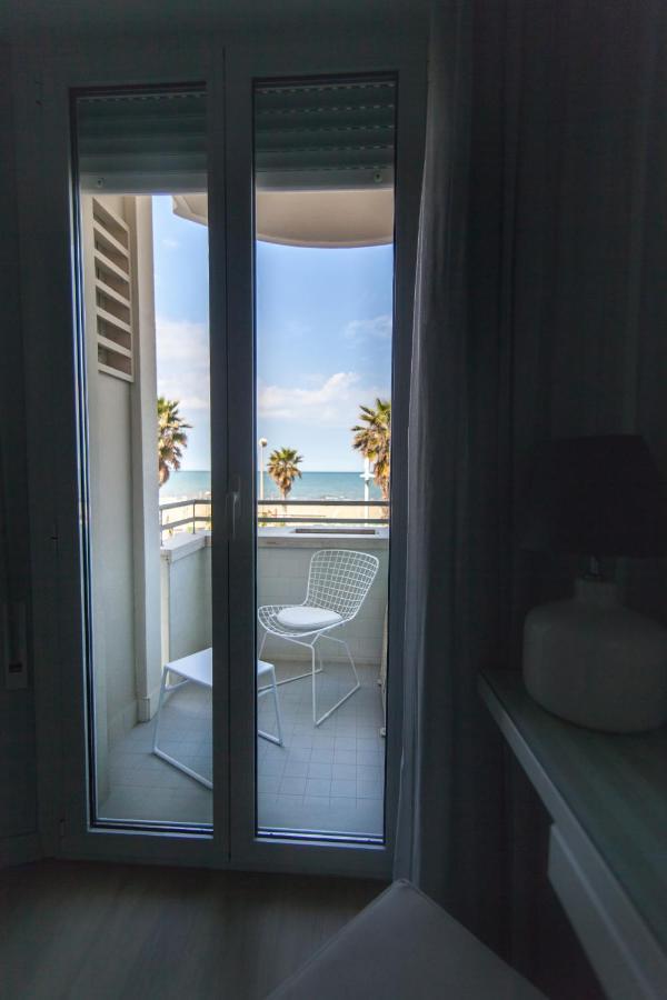 Hotel Brig Riccione Esterno foto