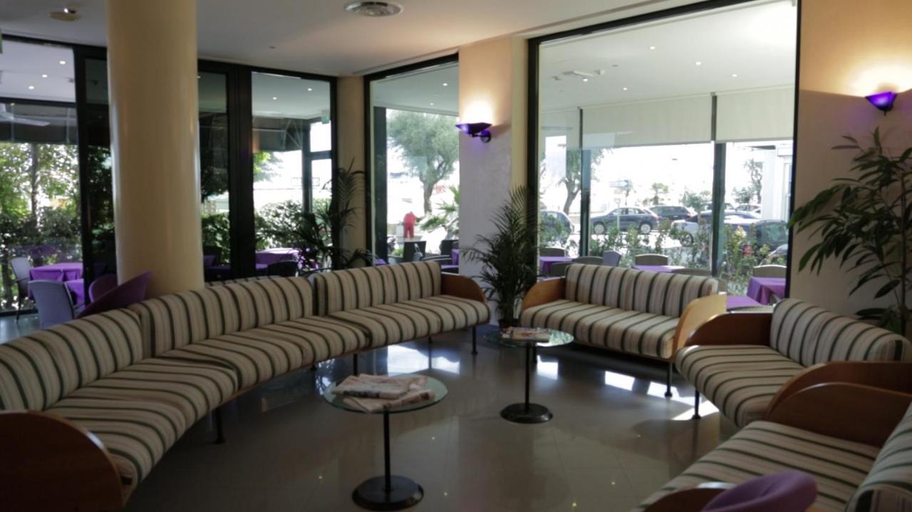 Hotel Brig Riccione Esterno foto